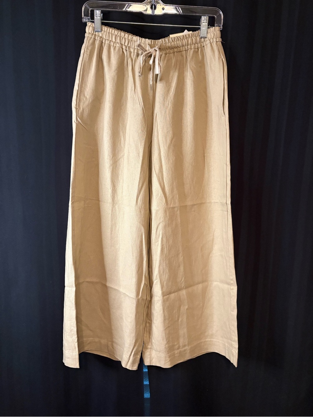 Wide leg pants
